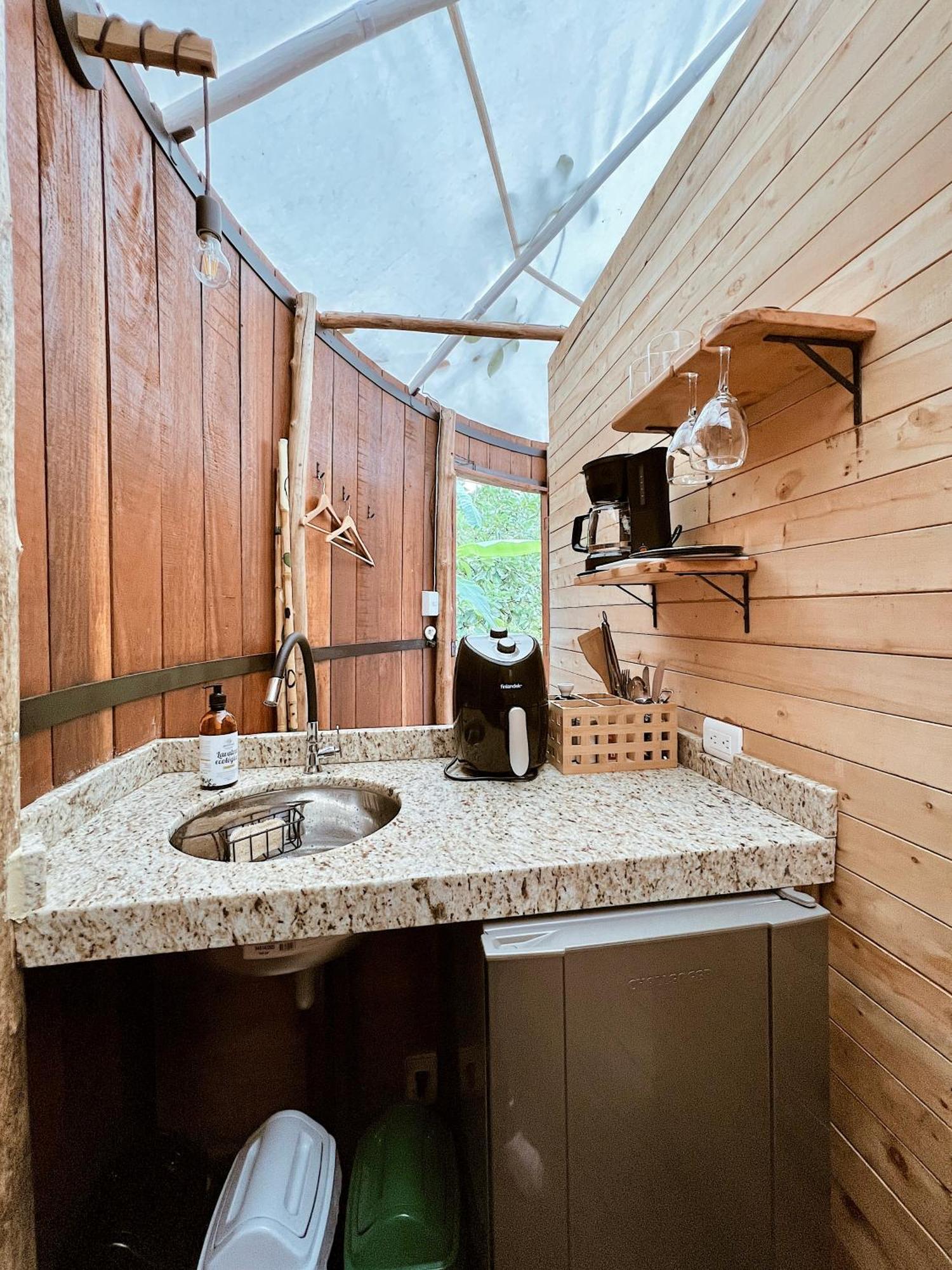 Paneo Glamping